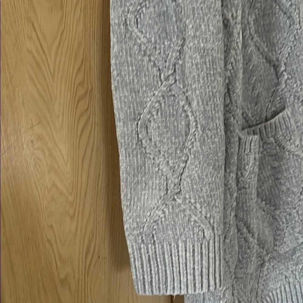 Alfred Dunner Chenille Open Front Cable Knit Cardigan‎ Gray Petite M (PM)